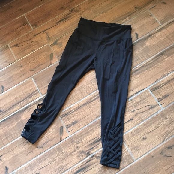 Black‎ Livi 14/16 - Picture 1 of 4